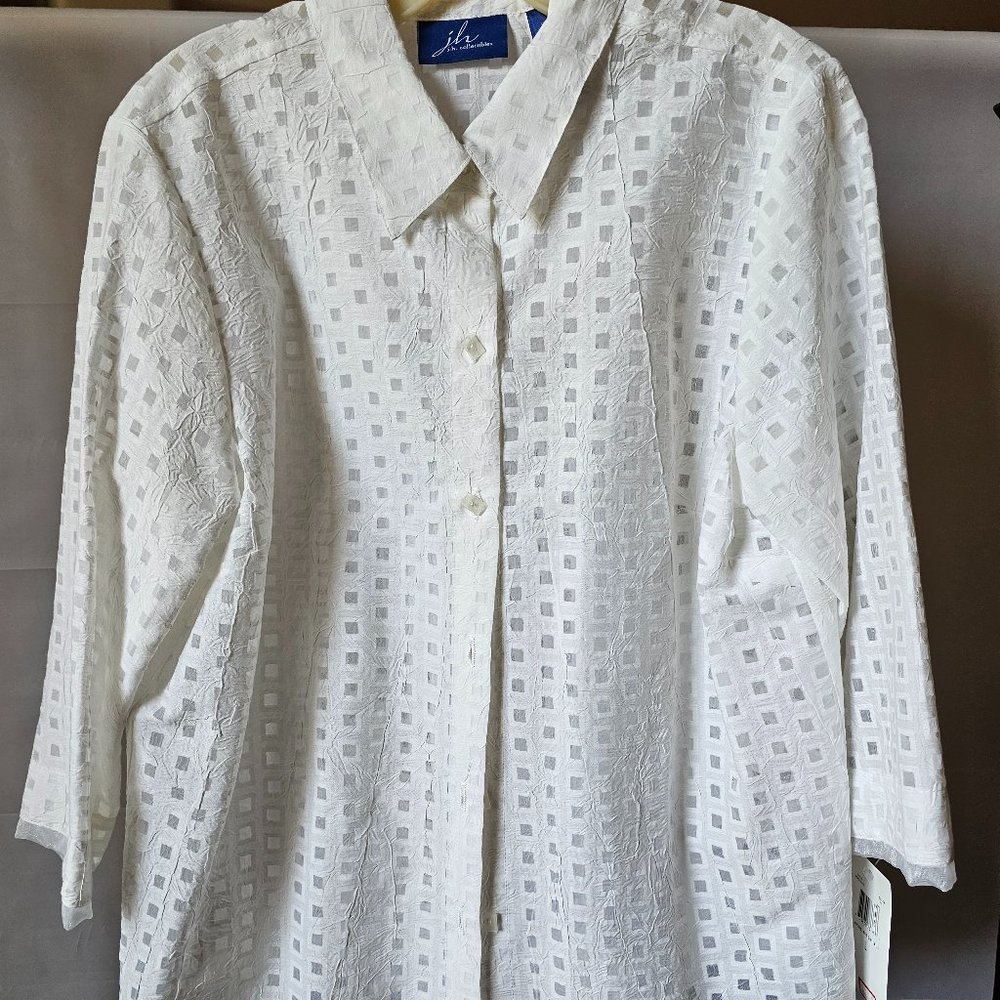 NWT JH Collectibles White Windowpane Blouse - Size L